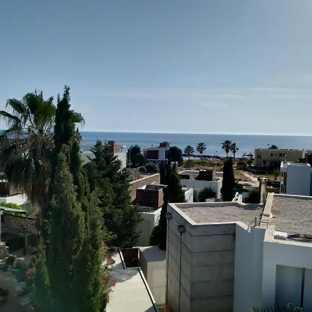 别墅 Lighthouse View Paphos