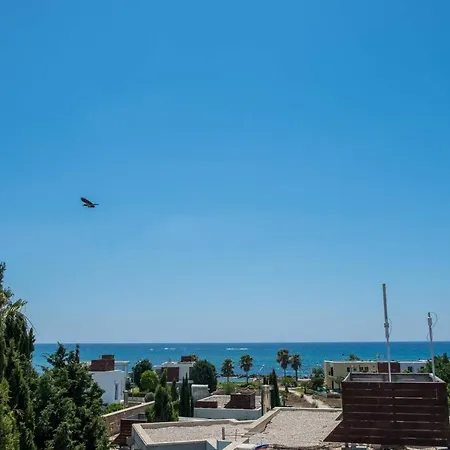 Lighthouse View Villa *